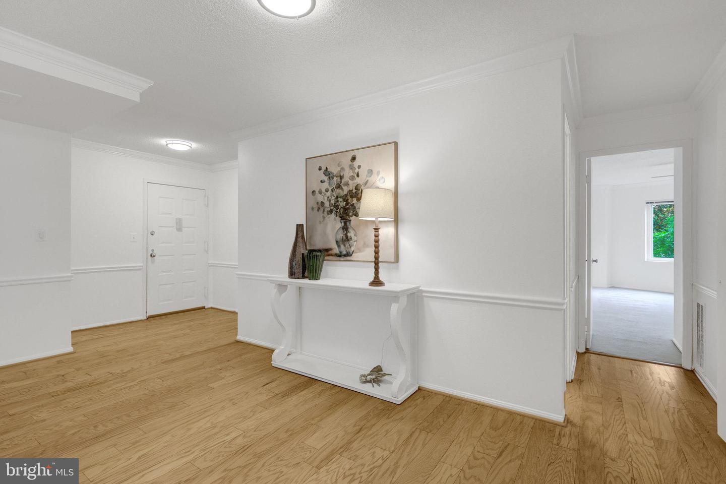 8360 GREENSBORO DR #212, MCLEAN, Virginia 22102, 3 Bedrooms Bedrooms, ,2 BathroomsBathrooms,Residential,For sale,8360 GREENSBORO DR #212,VAFX2238966 MLS # VAFX2238966
