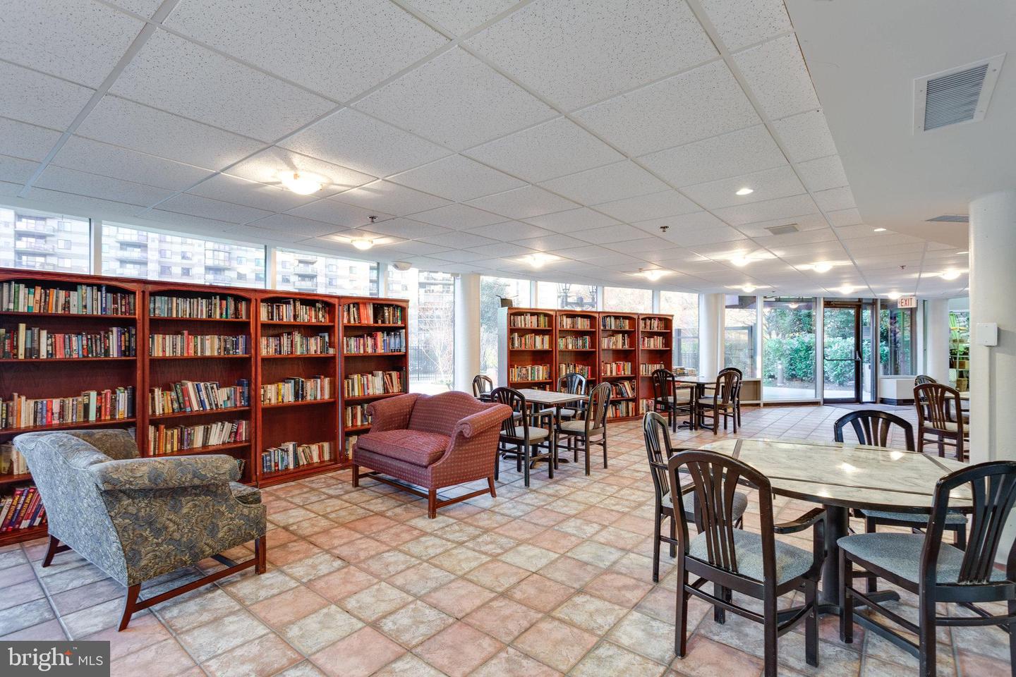 8360 GREENSBORO DR #212, MCLEAN, Virginia 22102, 3 Bedrooms Bedrooms, ,2 BathroomsBathrooms,Residential,For sale,8360 GREENSBORO DR #212,VAFX2238966 MLS # VAFX2238966