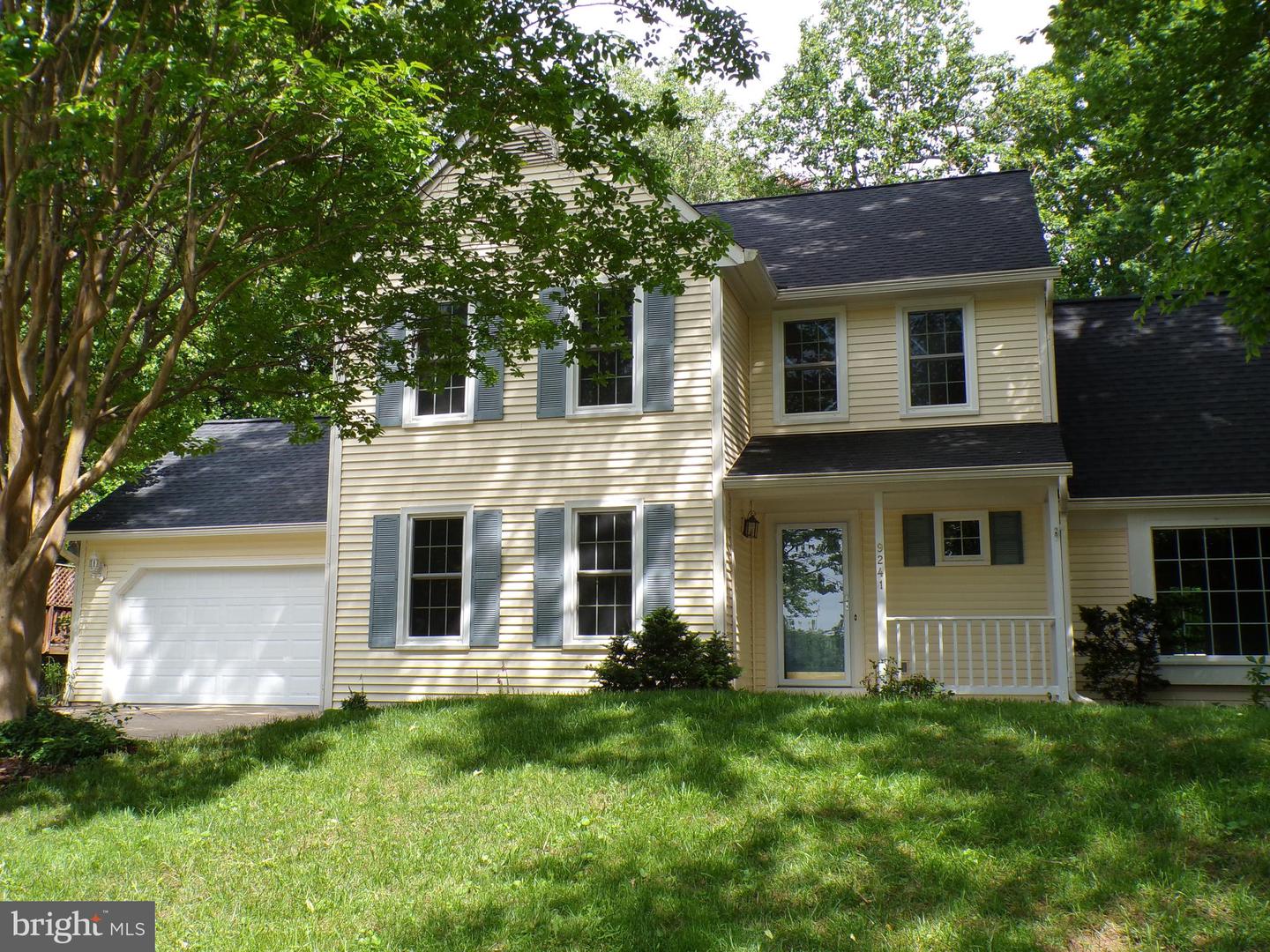 9241 NORTHEDGE DR, SPRINGFIELD, Virginia 22153, 4 Bedrooms Bedrooms, ,3 BathroomsBathrooms,Residential,For sale,9241 NORTHEDGE DR,VAFX2239164 MLS # VAFX2239164