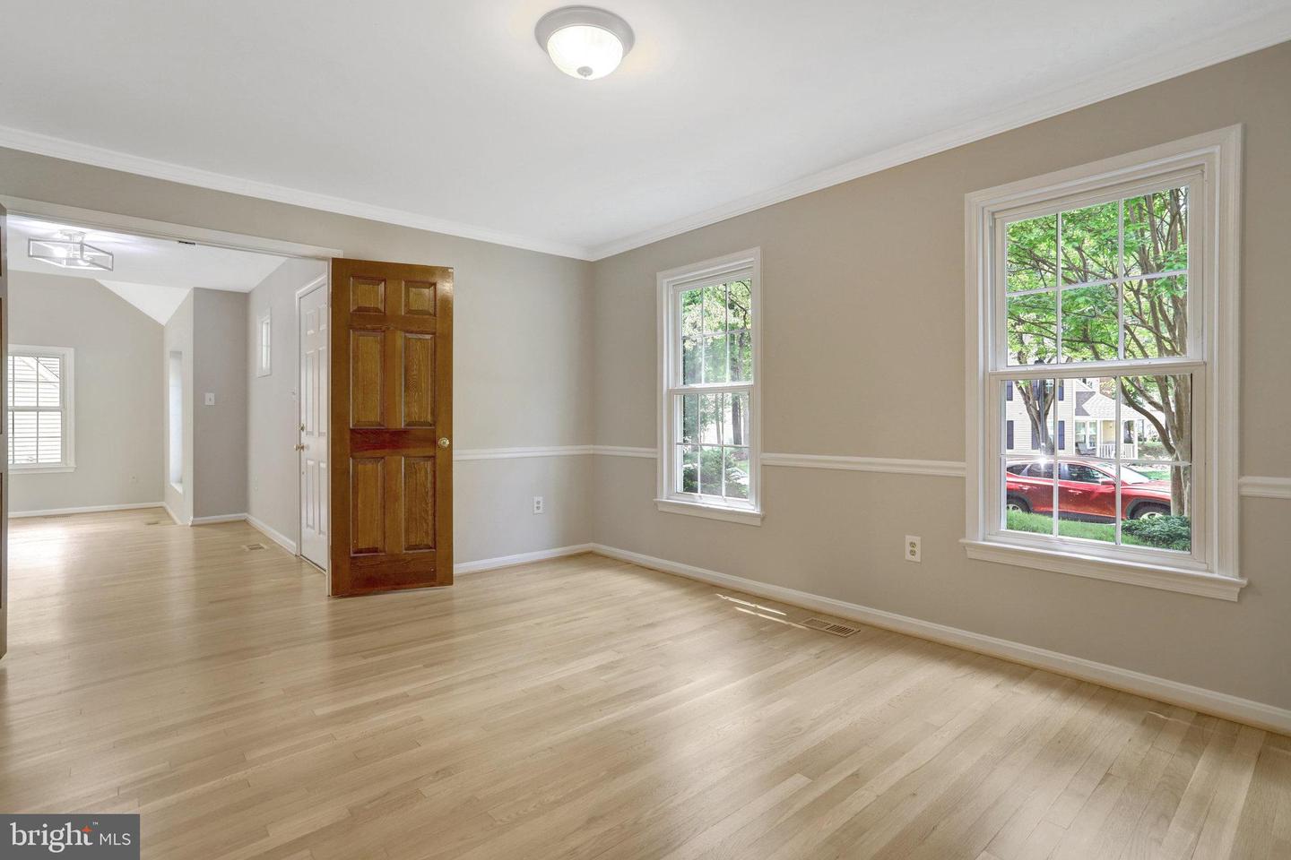 9241 NORTHEDGE DR, SPRINGFIELD, Virginia 22153, 4 Bedrooms Bedrooms, ,3 BathroomsBathrooms,Residential,For sale,9241 NORTHEDGE DR,VAFX2239164 MLS # VAFX2239164