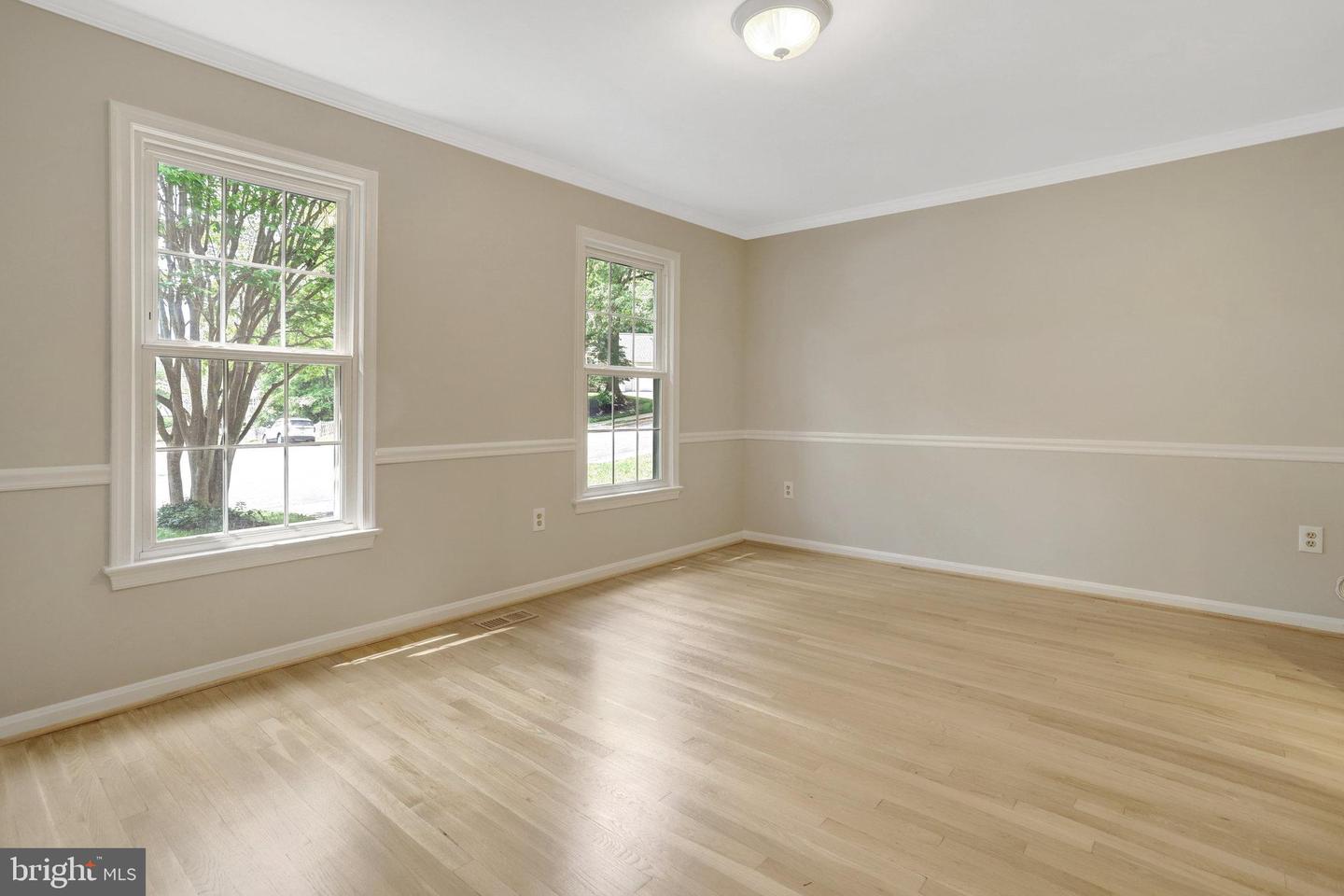 9241 NORTHEDGE DR, SPRINGFIELD, Virginia 22153, 4 Bedrooms Bedrooms, ,3 BathroomsBathrooms,Residential,For sale,9241 NORTHEDGE DR,VAFX2239164 MLS # VAFX2239164