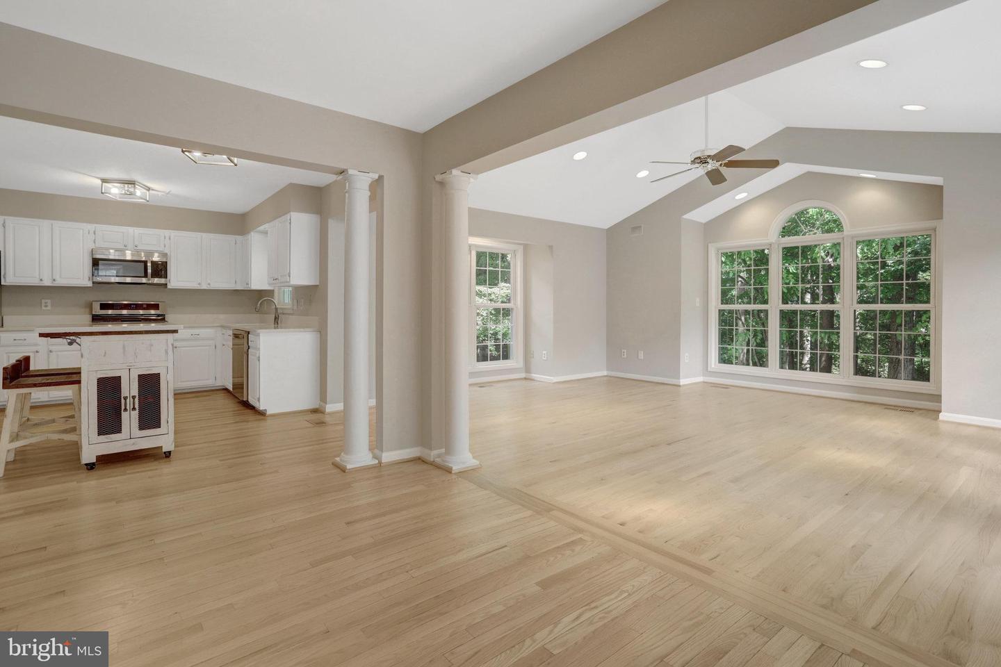 9241 NORTHEDGE DR, SPRINGFIELD, Virginia 22153, 4 Bedrooms Bedrooms, ,3 BathroomsBathrooms,Residential,For sale,9241 NORTHEDGE DR,VAFX2239164 MLS # VAFX2239164