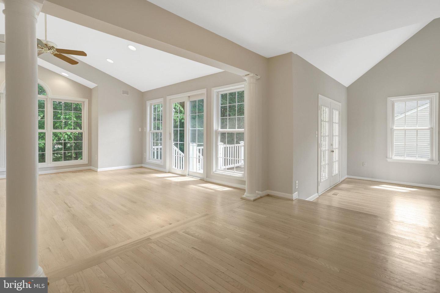 9241 NORTHEDGE DR, SPRINGFIELD, Virginia 22153, 4 Bedrooms Bedrooms, ,3 BathroomsBathrooms,Residential,For sale,9241 NORTHEDGE DR,VAFX2239164 MLS # VAFX2239164