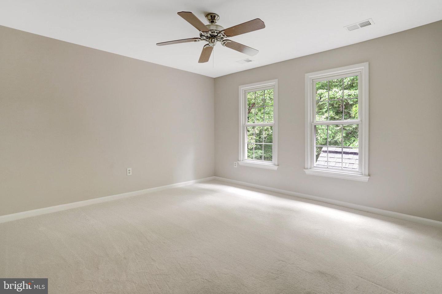 9241 NORTHEDGE DR, SPRINGFIELD, Virginia 22153, 4 Bedrooms Bedrooms, ,3 BathroomsBathrooms,Residential,For sale,9241 NORTHEDGE DR,VAFX2239164 MLS # VAFX2239164