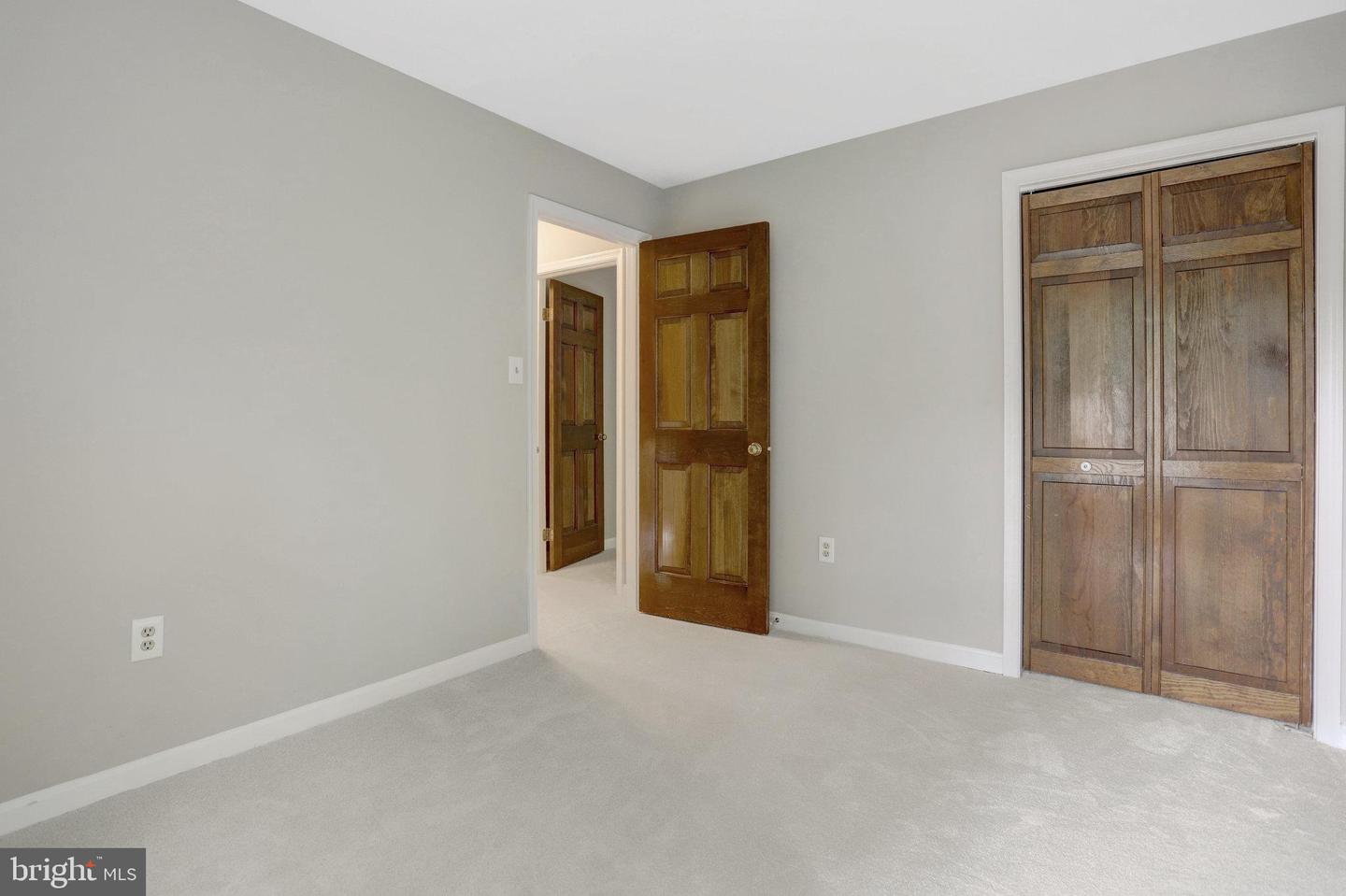 9241 NORTHEDGE DR, SPRINGFIELD, Virginia 22153, 4 Bedrooms Bedrooms, ,3 BathroomsBathrooms,Residential,For sale,9241 NORTHEDGE DR,VAFX2239164 MLS # VAFX2239164