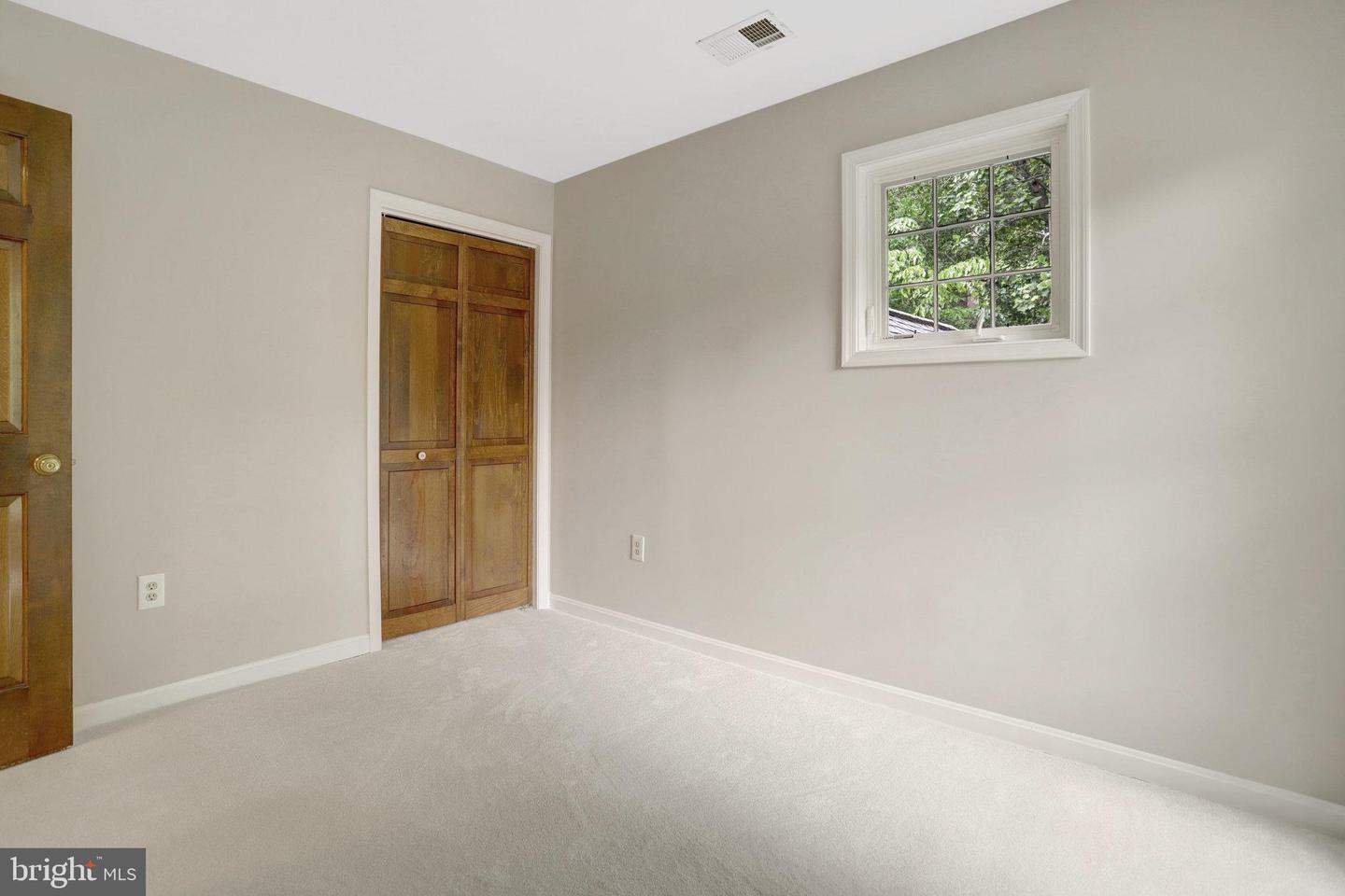 9241 NORTHEDGE DR, SPRINGFIELD, Virginia 22153, 4 Bedrooms Bedrooms, ,3 BathroomsBathrooms,Residential,For sale,9241 NORTHEDGE DR,VAFX2239164 MLS # VAFX2239164
