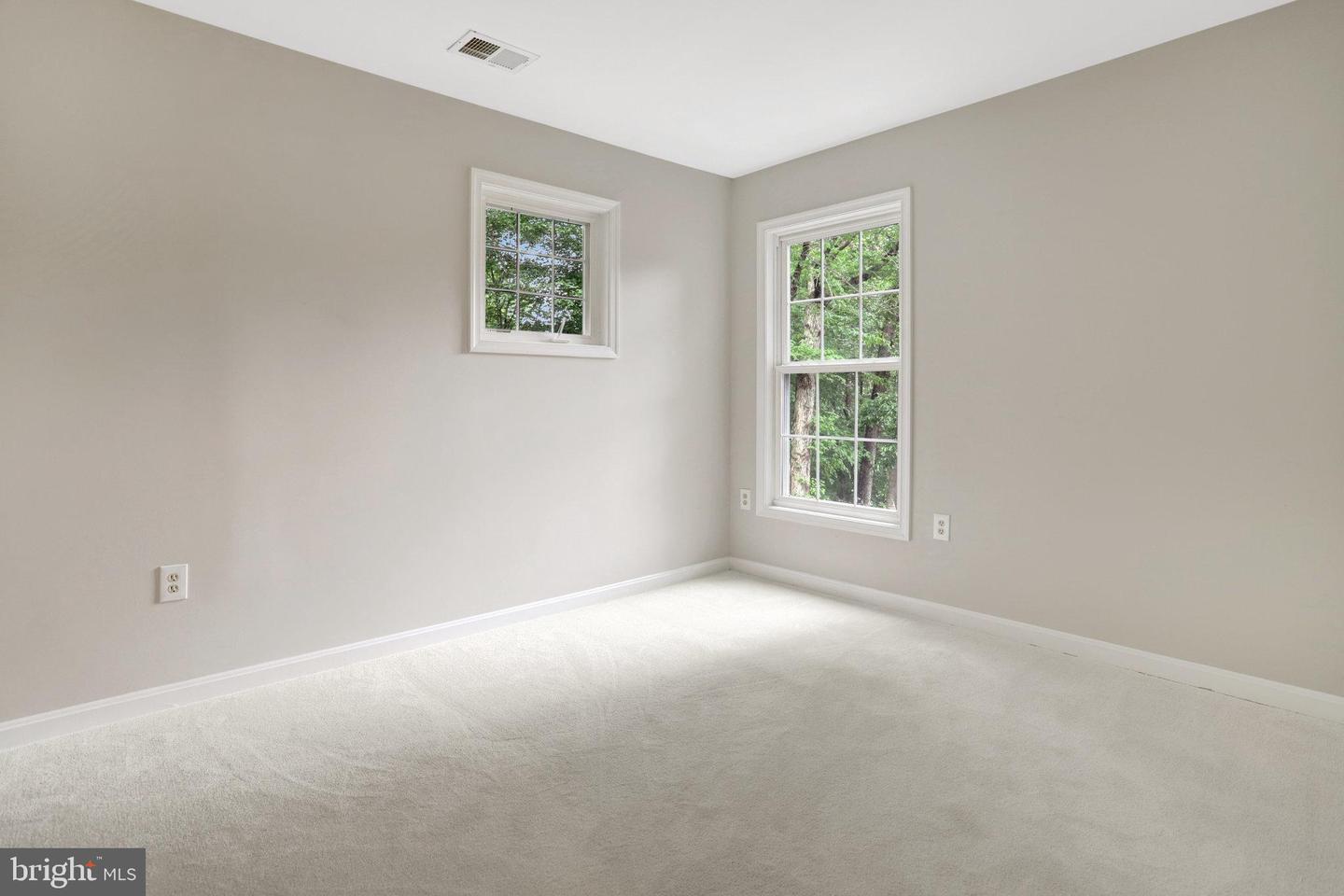 9241 NORTHEDGE DR, SPRINGFIELD, Virginia 22153, 4 Bedrooms Bedrooms, ,3 BathroomsBathrooms,Residential,For sale,9241 NORTHEDGE DR,VAFX2239164 MLS # VAFX2239164