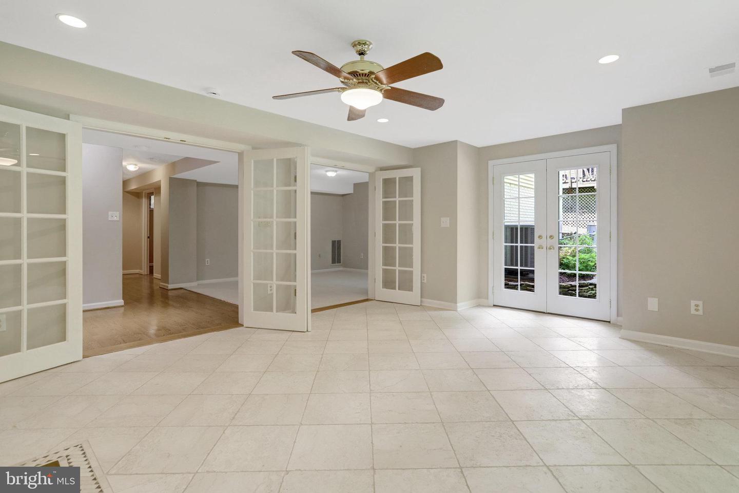 9241 NORTHEDGE DR, SPRINGFIELD, Virginia 22153, 4 Bedrooms Bedrooms, ,3 BathroomsBathrooms,Residential,For sale,9241 NORTHEDGE DR,VAFX2239164 MLS # VAFX2239164