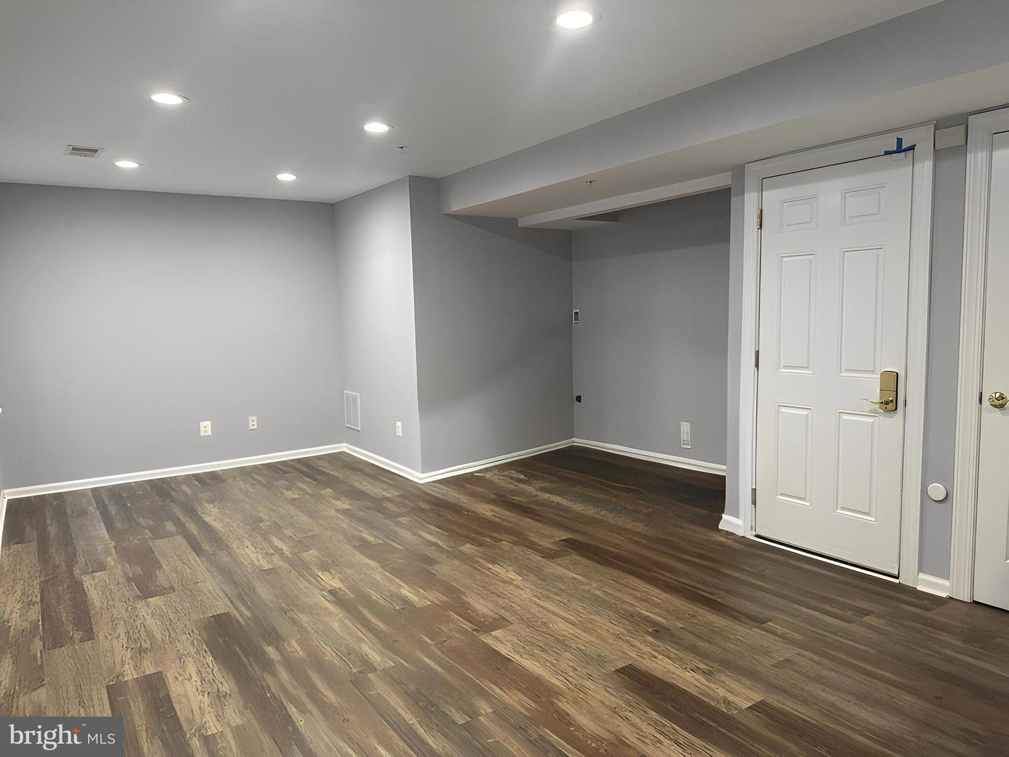 93 HERON LN, OCCOQUAN, Virginia 22125, 4 Bedrooms Bedrooms, ,3 BathroomsBathrooms,Residential,For sale,93 HERON LN,VAPW2094362 MLS # VAPW2094362