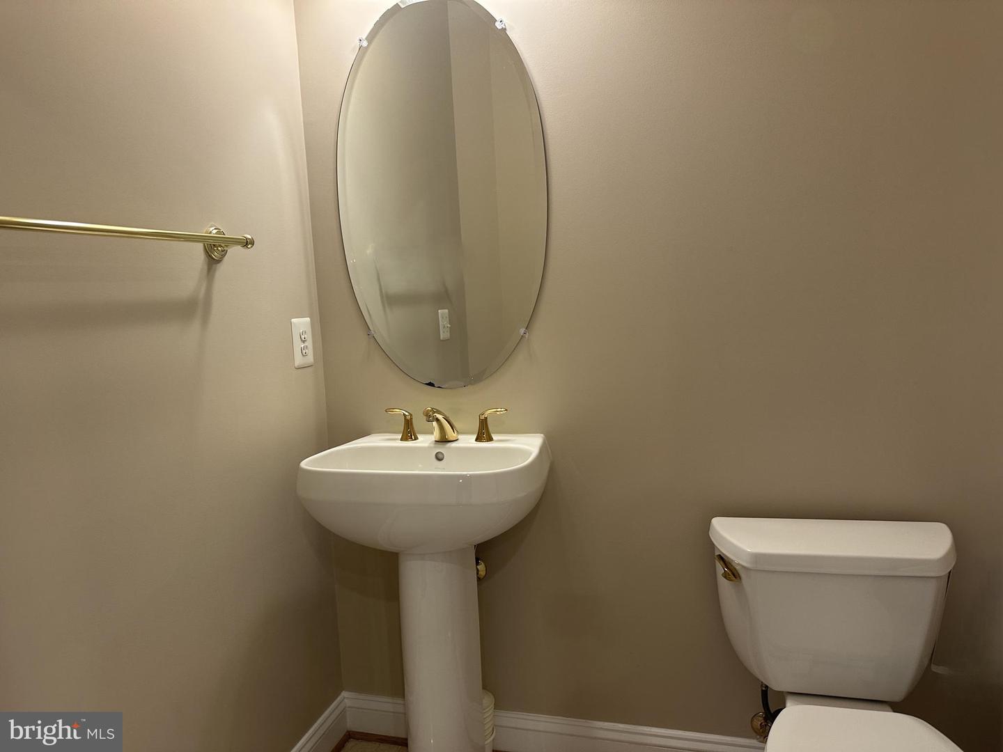 93 HERON LN, OCCOQUAN, Virginia 22125, 4 Bedrooms Bedrooms, ,3 BathroomsBathrooms,Residential,For sale,93 HERON LN,VAPW2094362 MLS # VAPW2094362