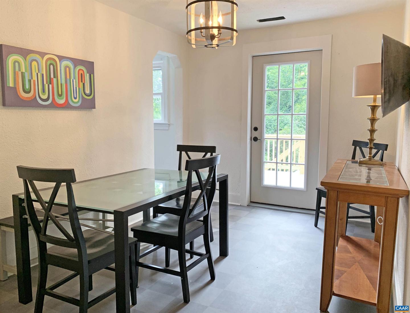 239 SHAMROCK RD, CHARLOTTESVILLE, Virginia 22903, 2 Bedrooms Bedrooms, ,1 BathroomBathrooms,Residential,For sale,239 SHAMROCK RD,664322 MLS # 664322