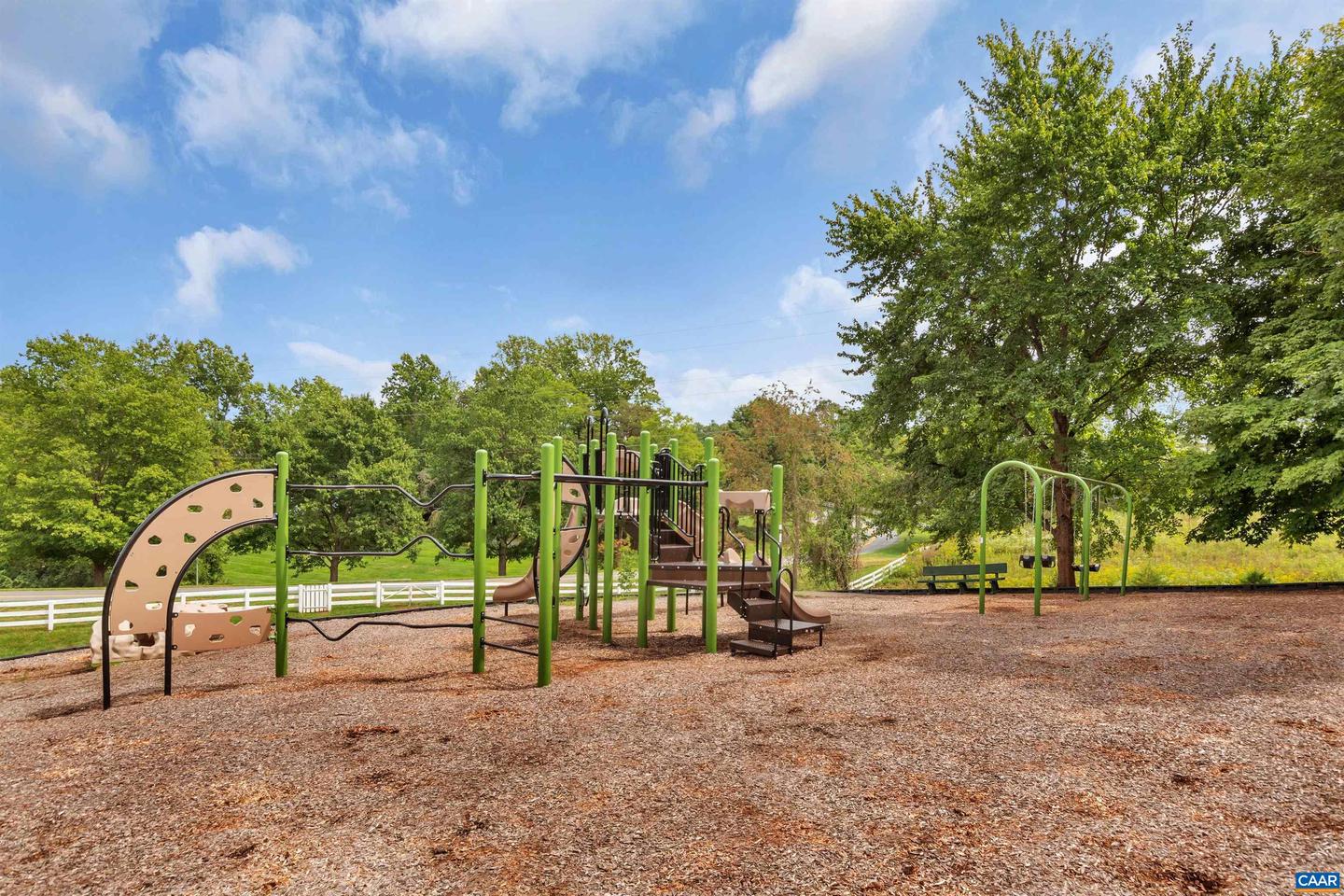 1165 COURTYARD DR, CHARLOTTESVILLE, Virginia 22903, 3 Bedrooms Bedrooms, ,2 BathroomsBathrooms,Residential,For sale,1165 COURTYARD DR,664252 MLS # 664252