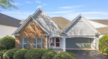 1165 COURTYARD DR, CHARLOTTESVILLE, Virginia 22903, 3 Bedrooms Bedrooms, ,2 BathroomsBathrooms,Residential,For sale,1165 COURTYARD DR,664252 MLS # 664252