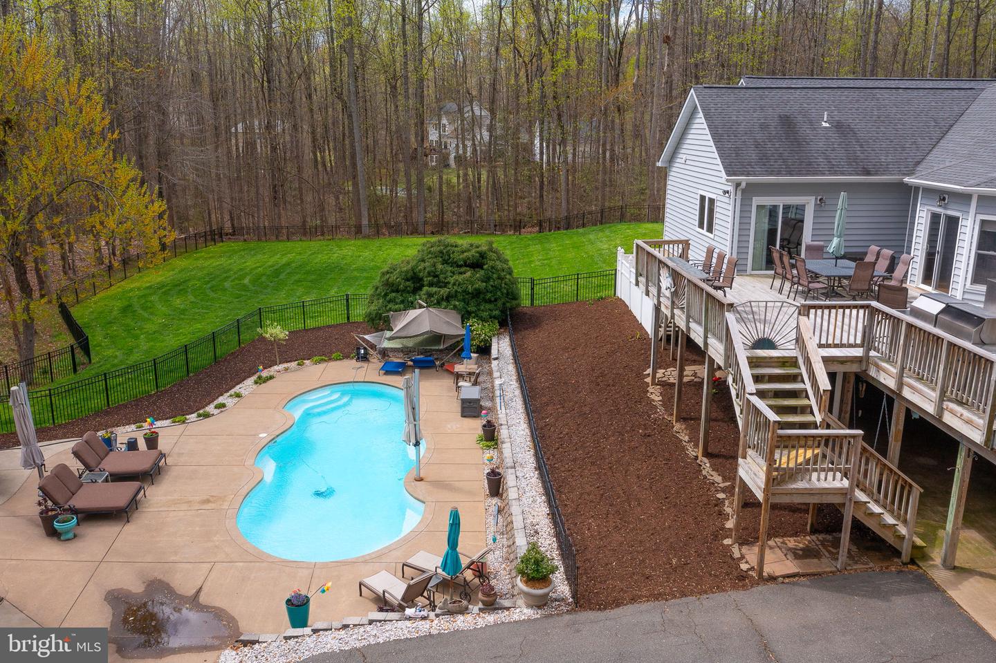264 HOLLY BERRY RD, FREDERICKSBURG, Virginia 22406, 3 Bedrooms Bedrooms, ,3 BathroomsBathrooms,Residential,For sale,264 HOLLY BERRY RD,VAST2038656 MLS # VAST2038656