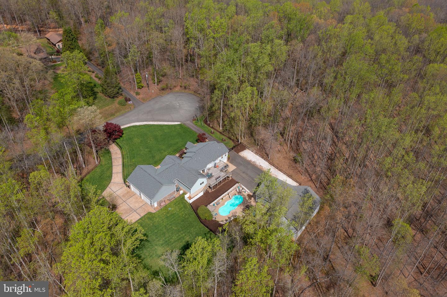 264 HOLLY BERRY RD, FREDERICKSBURG, Virginia 22406, 3 Bedrooms Bedrooms, ,3 BathroomsBathrooms,Residential,For sale,264 HOLLY BERRY RD,VAST2038656 MLS # VAST2038656