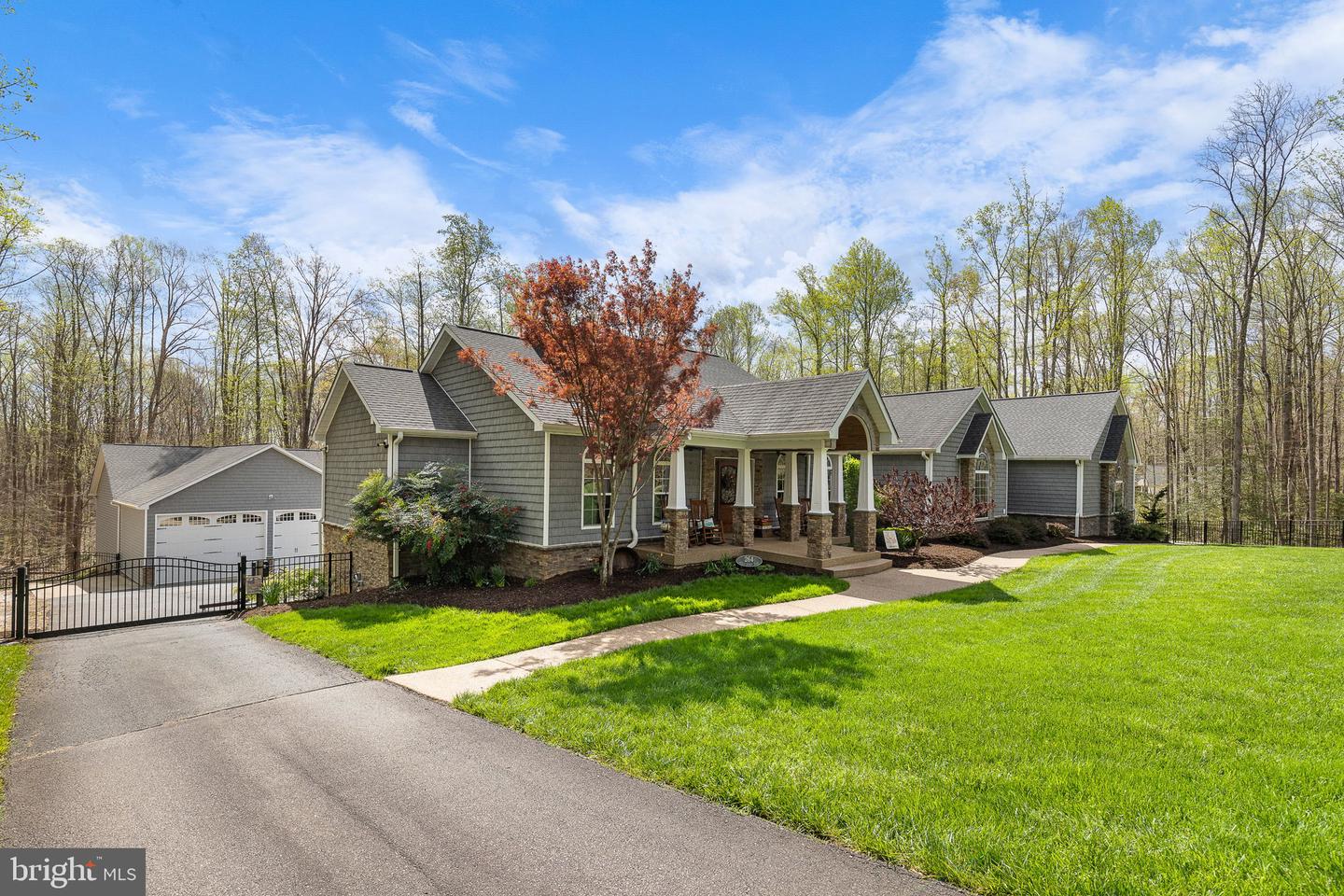 264 HOLLY BERRY RD, FREDERICKSBURG, Virginia 22406, 3 Bedrooms Bedrooms, ,3 BathroomsBathrooms,Residential,For sale,264 HOLLY BERRY RD,VAST2038656 MLS # VAST2038656