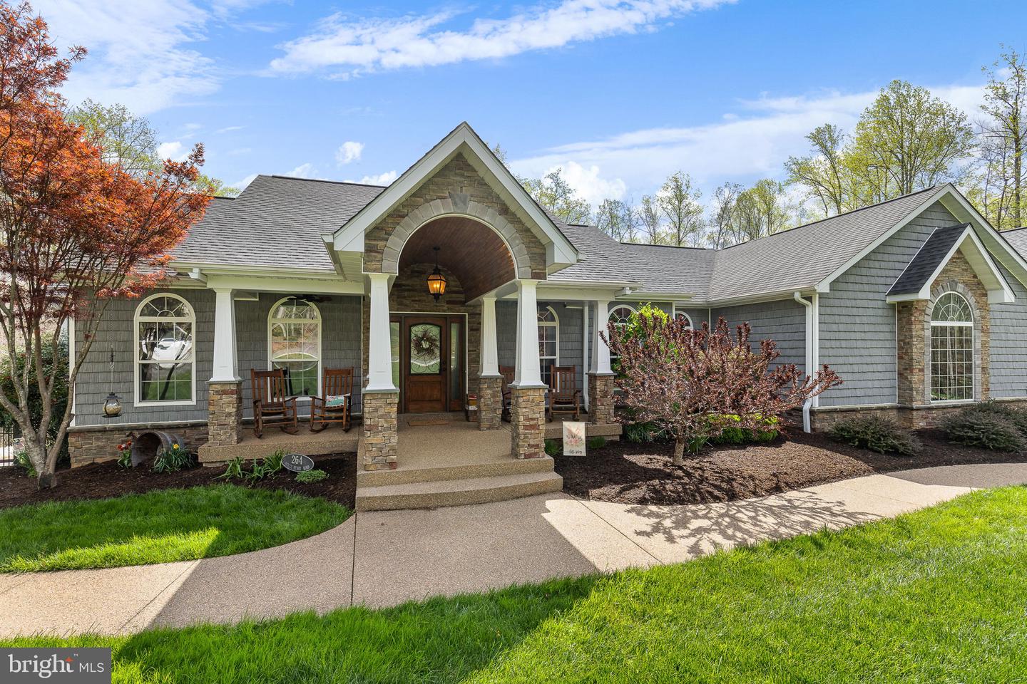 264 HOLLY BERRY RD, FREDERICKSBURG, Virginia 22406, 3 Bedrooms Bedrooms, ,3 BathroomsBathrooms,Residential,For sale,264 HOLLY BERRY RD,VAST2038656 MLS # VAST2038656