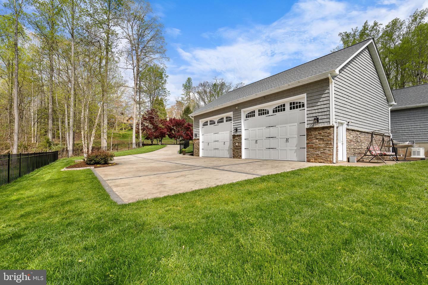264 HOLLY BERRY RD, FREDERICKSBURG, Virginia 22406, 3 Bedrooms Bedrooms, ,3 BathroomsBathrooms,Residential,For sale,264 HOLLY BERRY RD,VAST2038656 MLS # VAST2038656