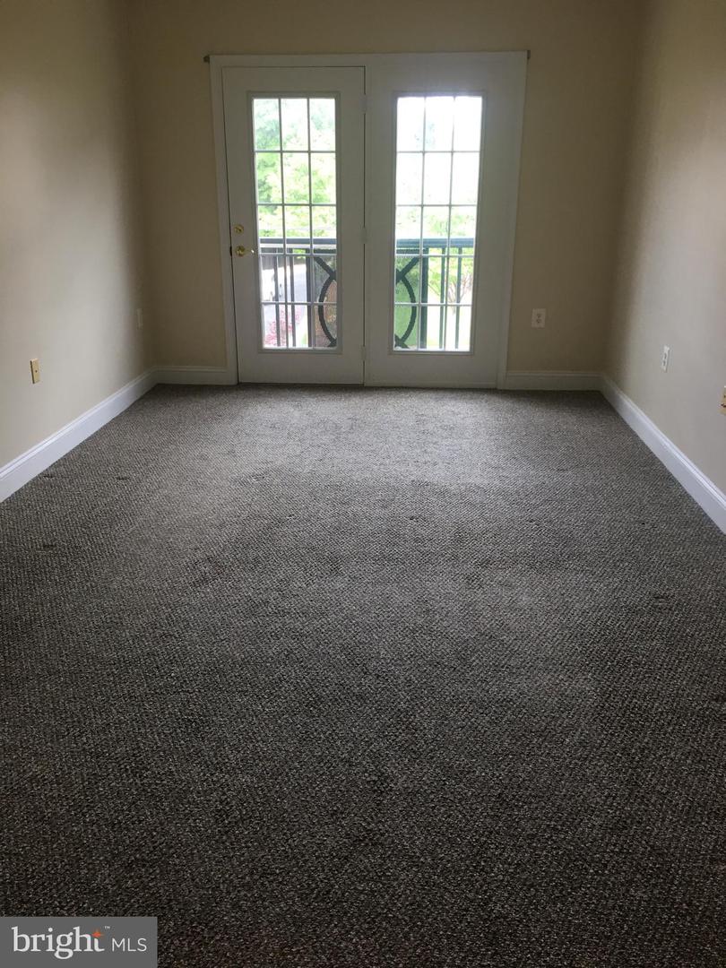 2903 SAINTSBURY PLZ #310, FAIRFAX, Virginia 22031, 2 Bedrooms Bedrooms, ,2 BathroomsBathrooms,Residential,For sale,2903 SAINTSBURY PLZ #310,VAFX2239522 MLS # VAFX2239522