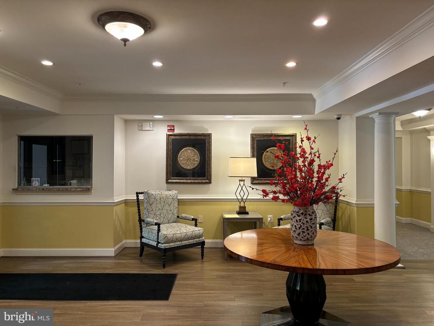 2903 SAINTSBURY PLZ #310, FAIRFAX, Virginia 22031, 2 Bedrooms Bedrooms, ,2 BathroomsBathrooms,Residential,For sale,2903 SAINTSBURY PLZ #310,VAFX2239522 MLS # VAFX2239522