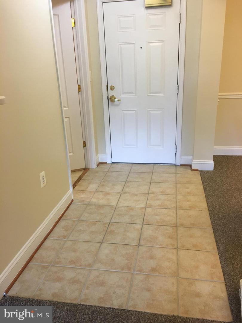2903 SAINTSBURY PLZ #310, FAIRFAX, Virginia 22031, 2 Bedrooms Bedrooms, ,2 BathroomsBathrooms,Residential,For sale,2903 SAINTSBURY PLZ #310,VAFX2239522 MLS # VAFX2239522