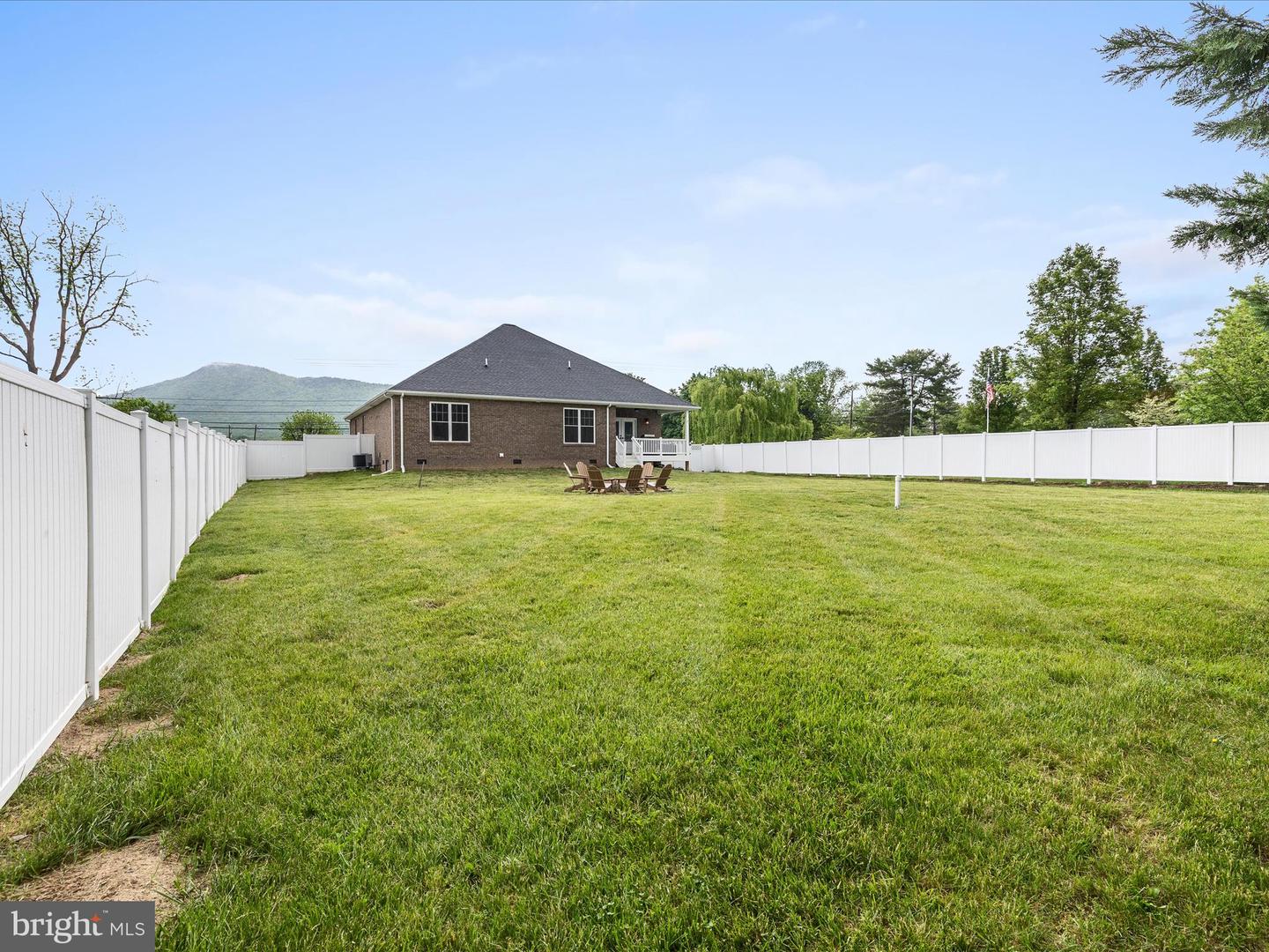 9242 MCGAHEYSVILLE RD, MC GAHEYSVILLE, Virginia 22840, 3 Bedrooms Bedrooms, ,2 BathroomsBathrooms,Residential,For sale,9242 MCGAHEYSVILLE RD,VARO2002276 MLS # VARO2002276