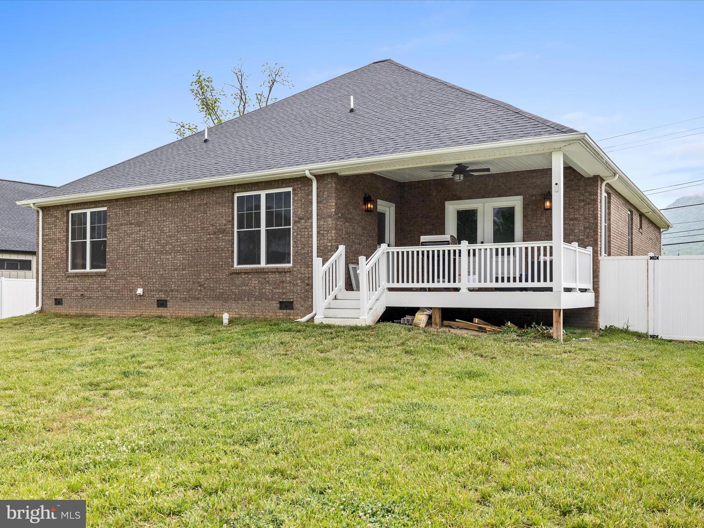9242 MCGAHEYSVILLE RD, MC GAHEYSVILLE, Virginia 22840, 3 Bedrooms Bedrooms, ,2 BathroomsBathrooms,Residential,For sale,9242 MCGAHEYSVILLE RD,VARO2002276 MLS # VARO2002276