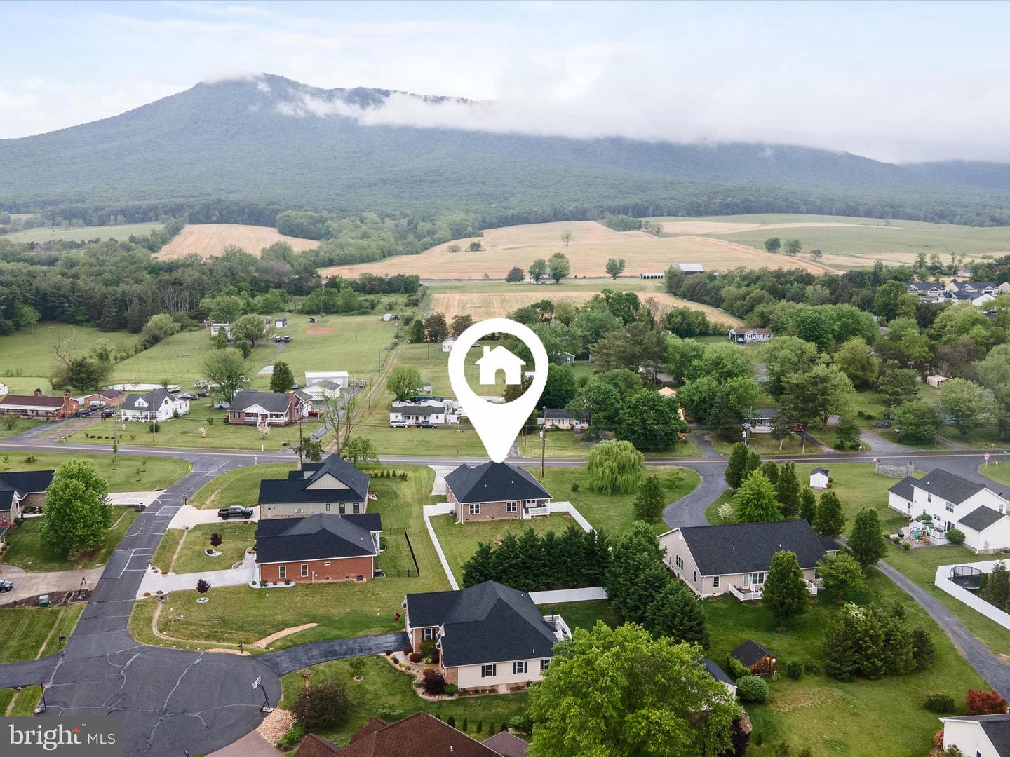 9242 MCGAHEYSVILLE RD, MC GAHEYSVILLE, Virginia 22840, 3 Bedrooms Bedrooms, ,2 BathroomsBathrooms,Residential,For sale,9242 MCGAHEYSVILLE RD,VARO2002276 MLS # VARO2002276