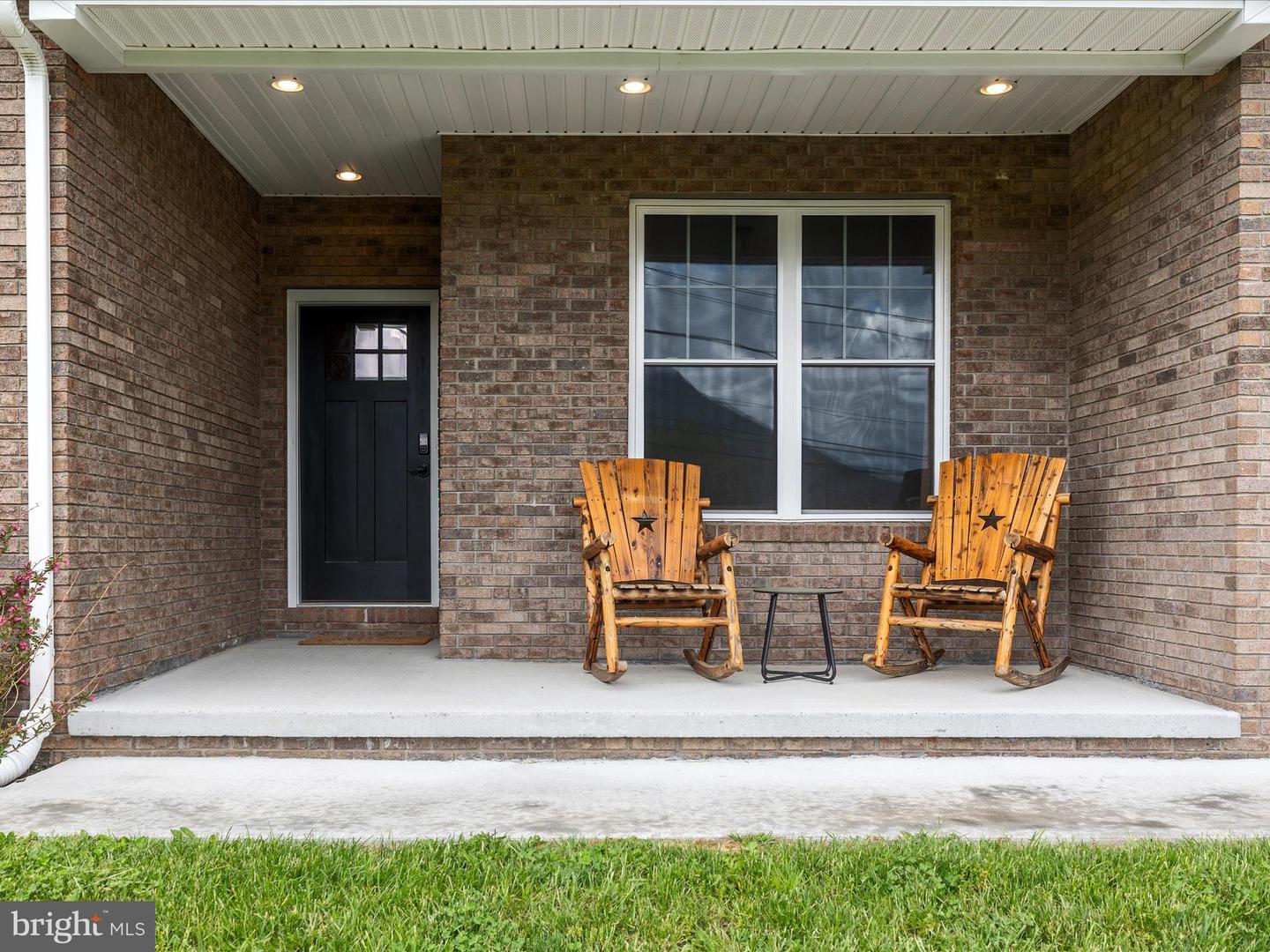 9242 MCGAHEYSVILLE RD, MC GAHEYSVILLE, Virginia 22840, 3 Bedrooms Bedrooms, ,2 BathroomsBathrooms,Residential,For sale,9242 MCGAHEYSVILLE RD,VARO2002276 MLS # VARO2002276