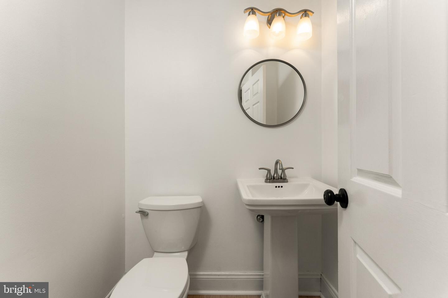 12917 FRAMINGHAM CT, HERNDON, Virginia 20171, 5 Bedrooms Bedrooms, ,3 BathroomsBathrooms,Residential,For sale,12917 FRAMINGHAM CT,VAFX2239954 MLS # VAFX2239954