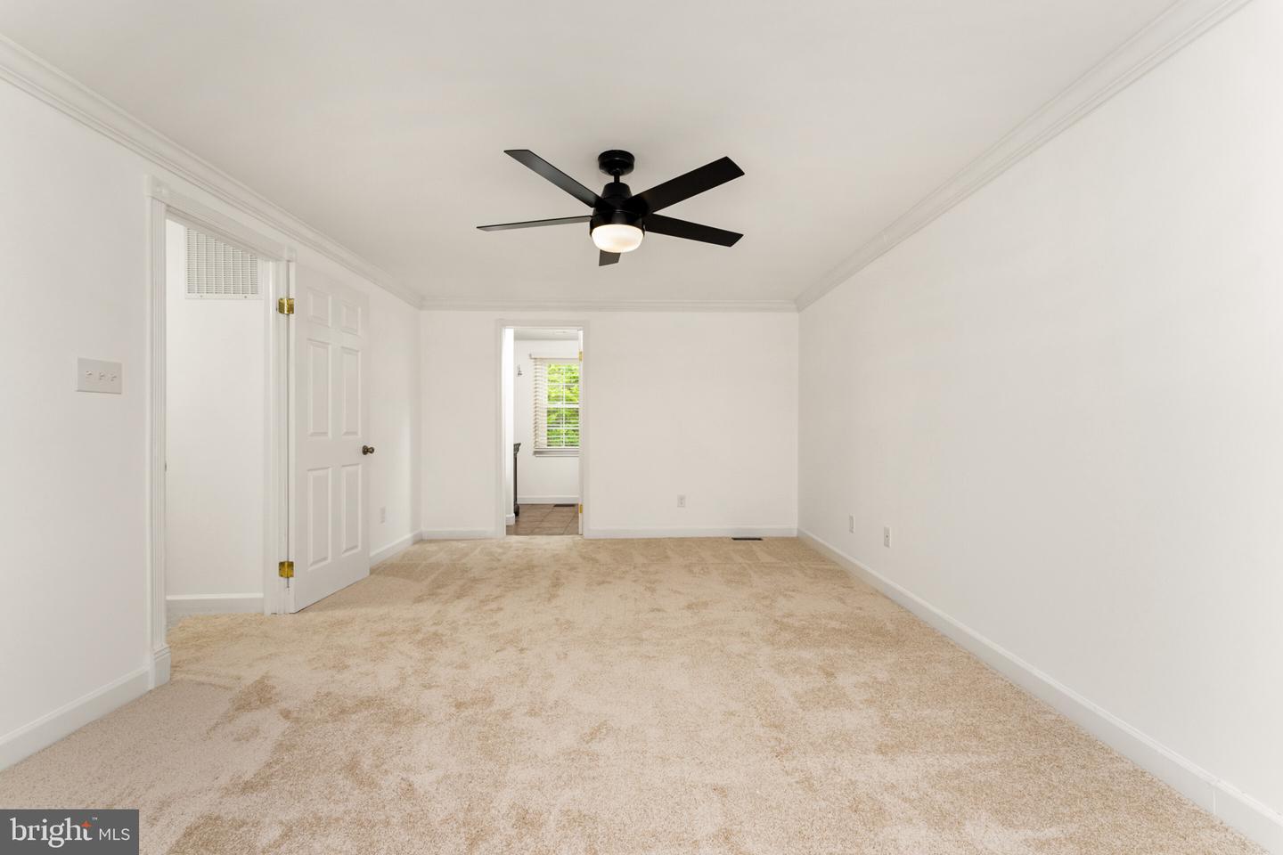 12917 FRAMINGHAM CT, HERNDON, Virginia 20171, 5 Bedrooms Bedrooms, ,3 BathroomsBathrooms,Residential,For sale,12917 FRAMINGHAM CT,VAFX2239954 MLS # VAFX2239954