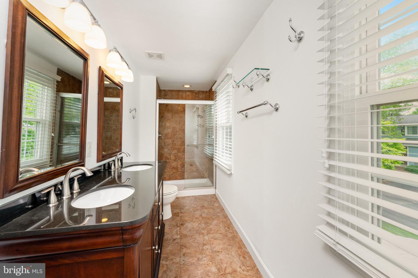 12917 FRAMINGHAM CT, HERNDON, Virginia 20171, 5 Bedrooms Bedrooms, ,3 BathroomsBathrooms,Residential,For sale,12917 FRAMINGHAM CT,VAFX2239954 MLS # VAFX2239954