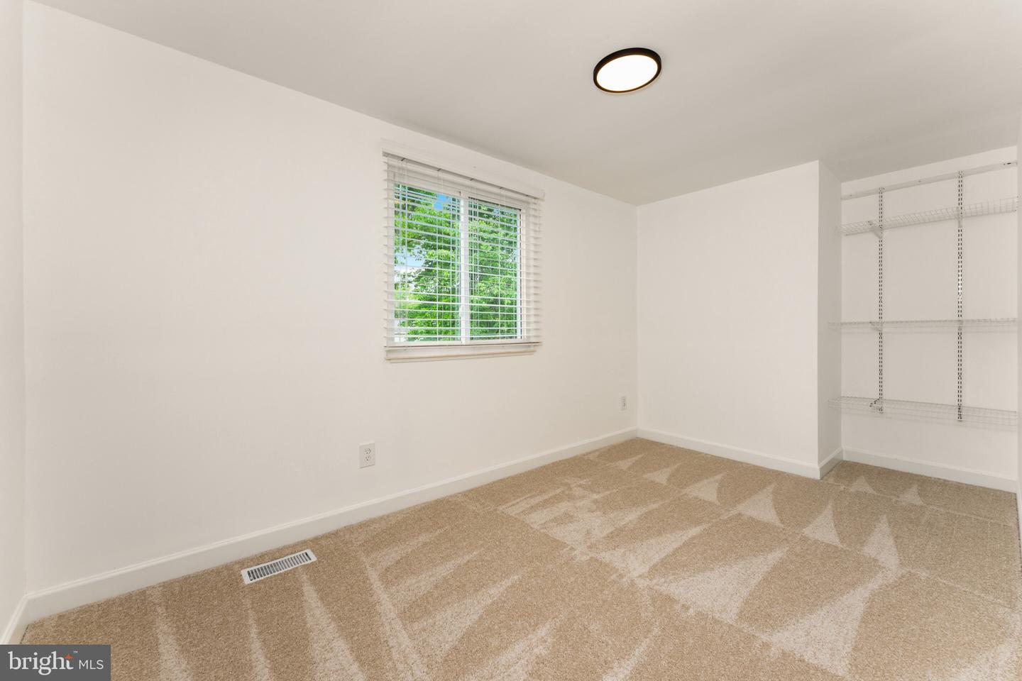 12917 FRAMINGHAM CT, HERNDON, Virginia 20171, 5 Bedrooms Bedrooms, ,3 BathroomsBathrooms,Residential,For sale,12917 FRAMINGHAM CT,VAFX2239954 MLS # VAFX2239954