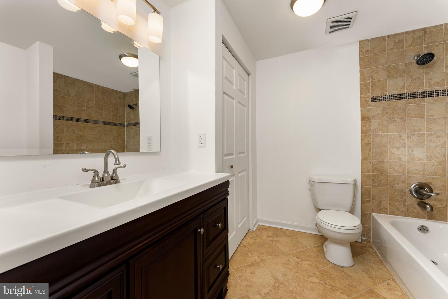 12917 FRAMINGHAM CT, HERNDON, Virginia 20171, 5 Bedrooms Bedrooms, ,3 BathroomsBathrooms,Residential,For sale,12917 FRAMINGHAM CT,VAFX2239954 MLS # VAFX2239954