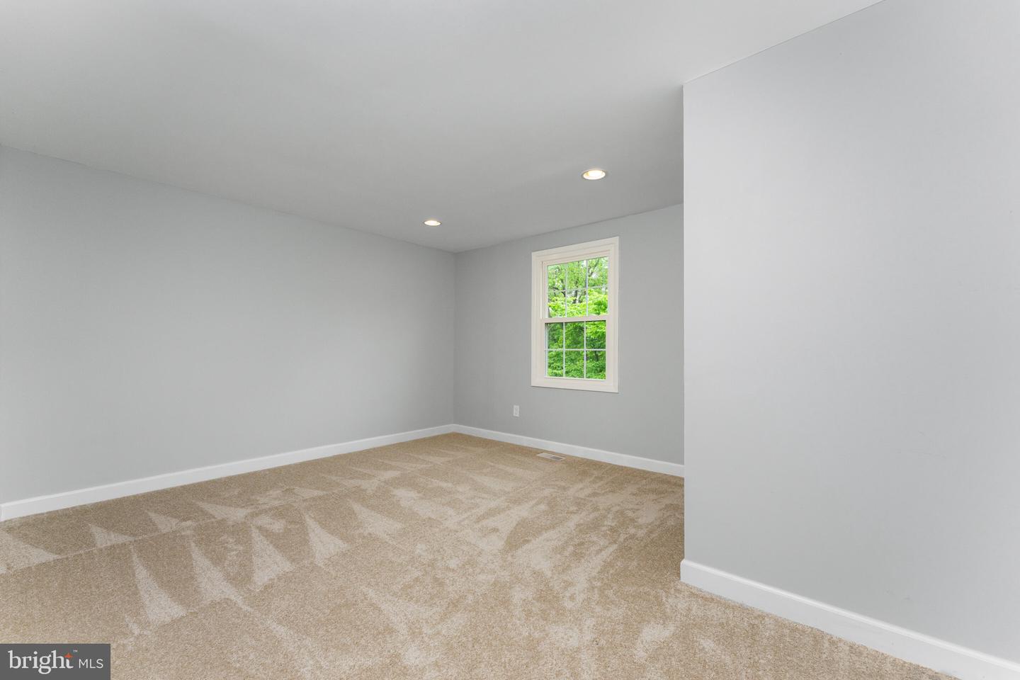 12917 FRAMINGHAM CT, HERNDON, Virginia 20171, 5 Bedrooms Bedrooms, ,3 BathroomsBathrooms,Residential,For sale,12917 FRAMINGHAM CT,VAFX2239954 MLS # VAFX2239954