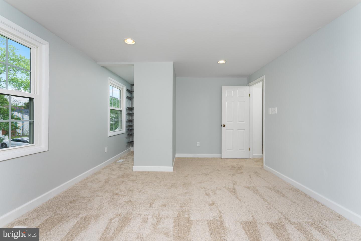 12917 FRAMINGHAM CT, HERNDON, Virginia 20171, 5 Bedrooms Bedrooms, ,3 BathroomsBathrooms,Residential,For sale,12917 FRAMINGHAM CT,VAFX2239954 MLS # VAFX2239954