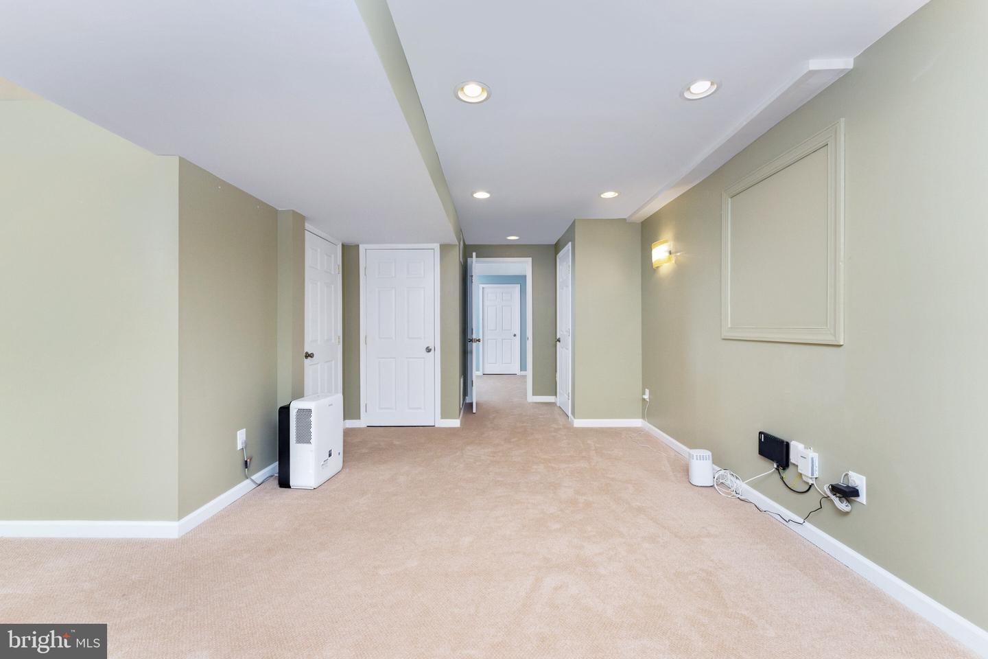 12917 FRAMINGHAM CT, HERNDON, Virginia 20171, 5 Bedrooms Bedrooms, ,3 BathroomsBathrooms,Residential,For sale,12917 FRAMINGHAM CT,VAFX2239954 MLS # VAFX2239954