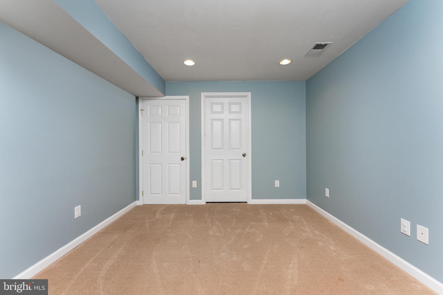 12917 FRAMINGHAM CT, HERNDON, Virginia 20171, 5 Bedrooms Bedrooms, ,3 BathroomsBathrooms,Residential,For sale,12917 FRAMINGHAM CT,VAFX2239954 MLS # VAFX2239954