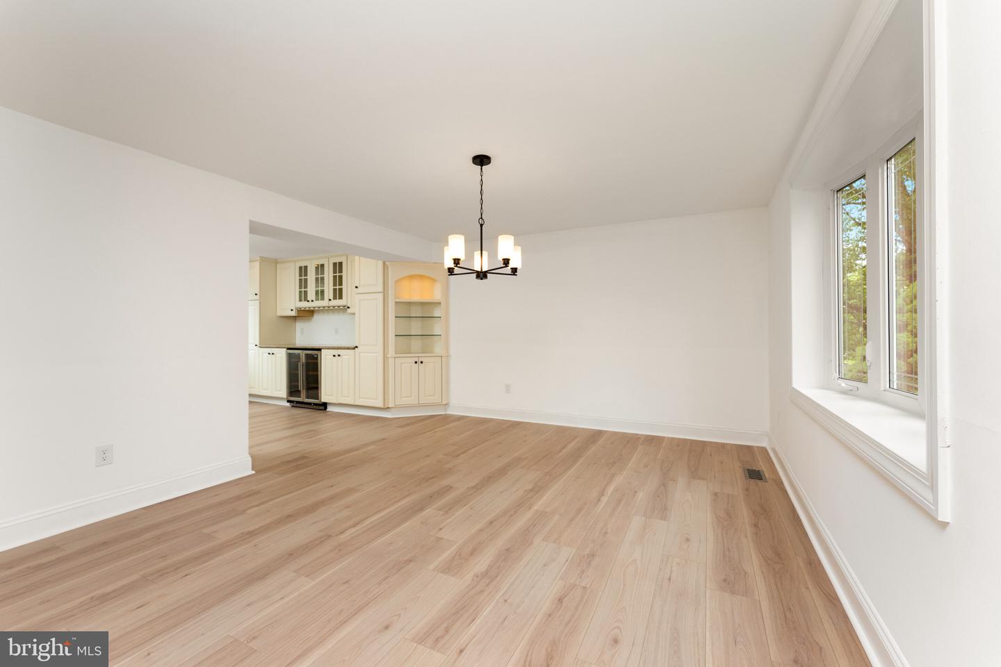 12917 FRAMINGHAM CT, HERNDON, Virginia 20171, 5 Bedrooms Bedrooms, ,3 BathroomsBathrooms,Residential,For sale,12917 FRAMINGHAM CT,VAFX2239954 MLS # VAFX2239954