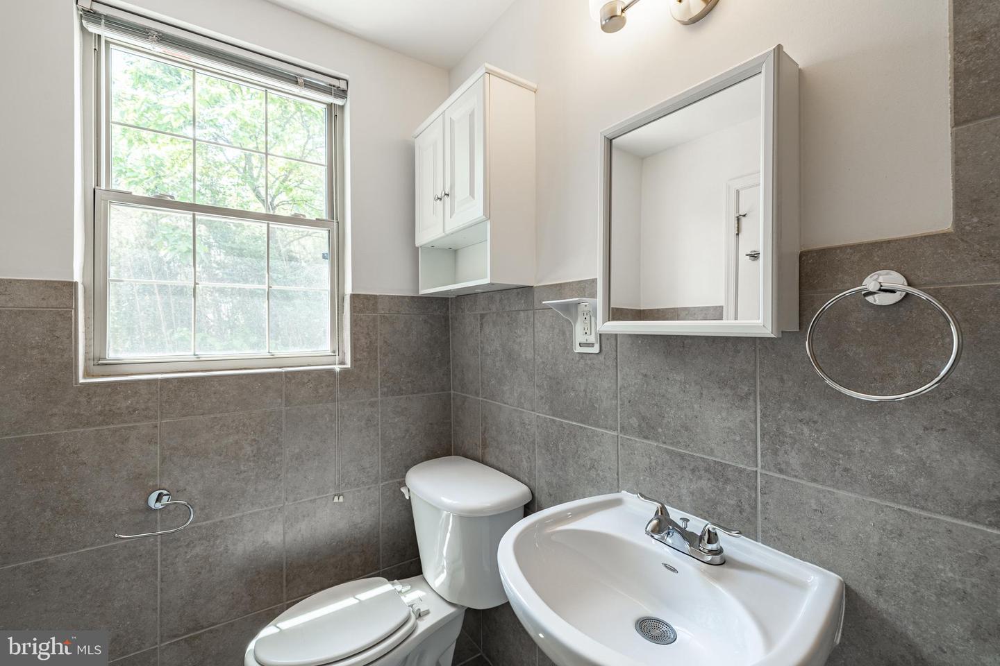 422 BUTTERNUT ST NW #111, WASHINGTON, District Of Columbia 20012, 1 Bedroom Bedrooms, ,2 BathroomsBathrooms,Residential,For sale,422 BUTTERNUT ST NW #111,DCDC2199586 MLS # DCDC2199586
