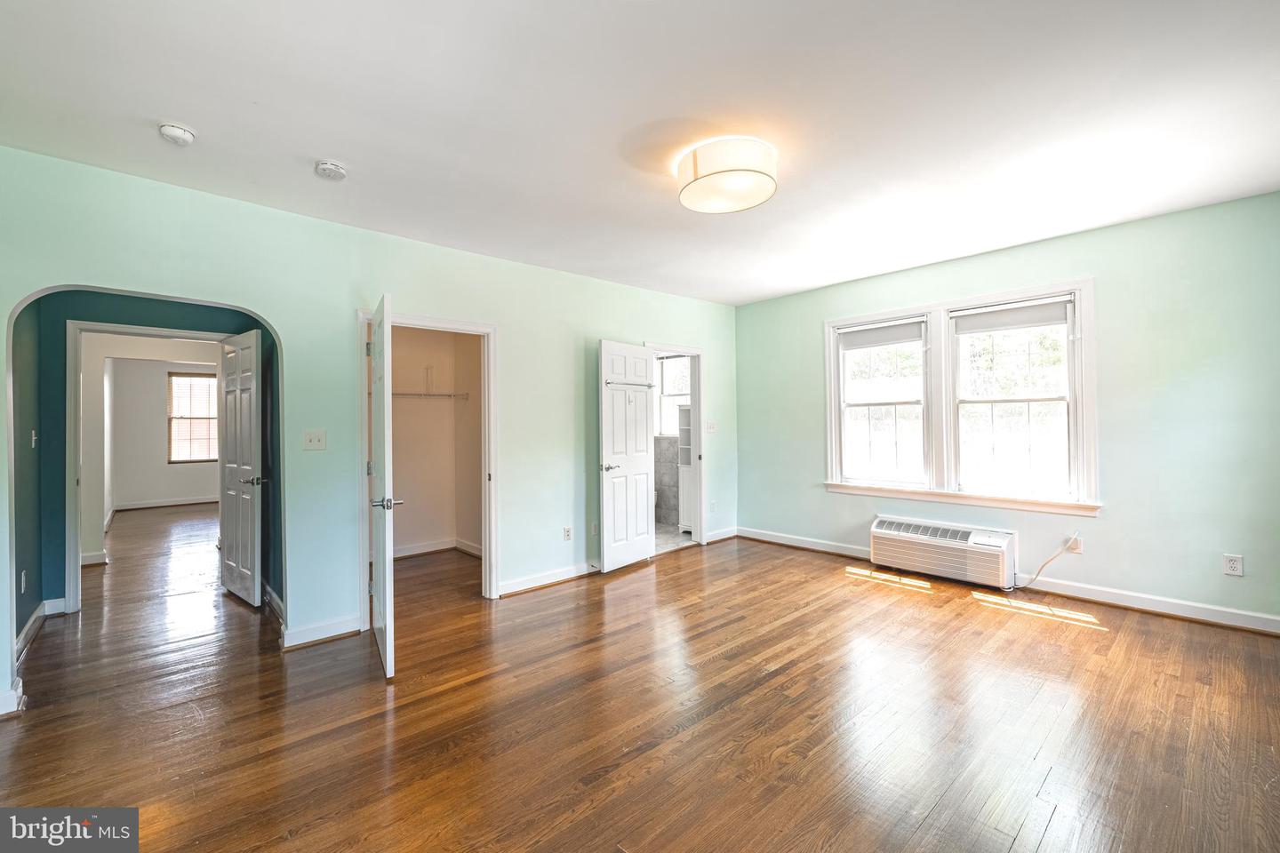 422 BUTTERNUT ST NW #111, WASHINGTON, District Of Columbia 20012, 1 Bedroom Bedrooms, ,2 BathroomsBathrooms,Residential,For sale,422 BUTTERNUT ST NW #111,DCDC2199586 MLS # DCDC2199586