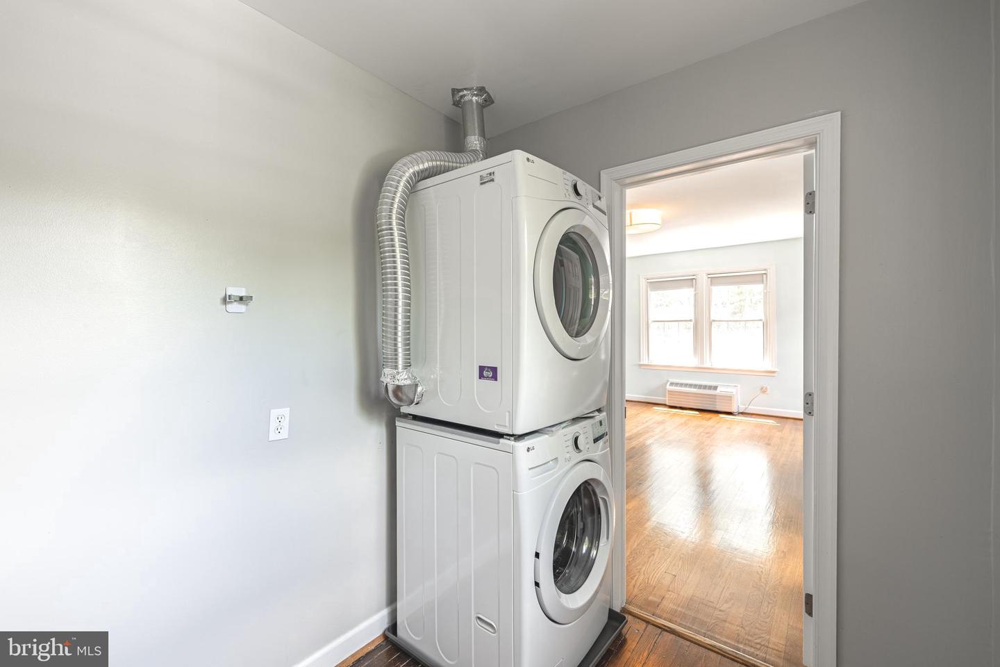 422 BUTTERNUT ST NW #111, WASHINGTON, District Of Columbia 20012, 1 Bedroom Bedrooms, ,2 BathroomsBathrooms,Residential,For sale,422 BUTTERNUT ST NW #111,DCDC2199586 MLS # DCDC2199586