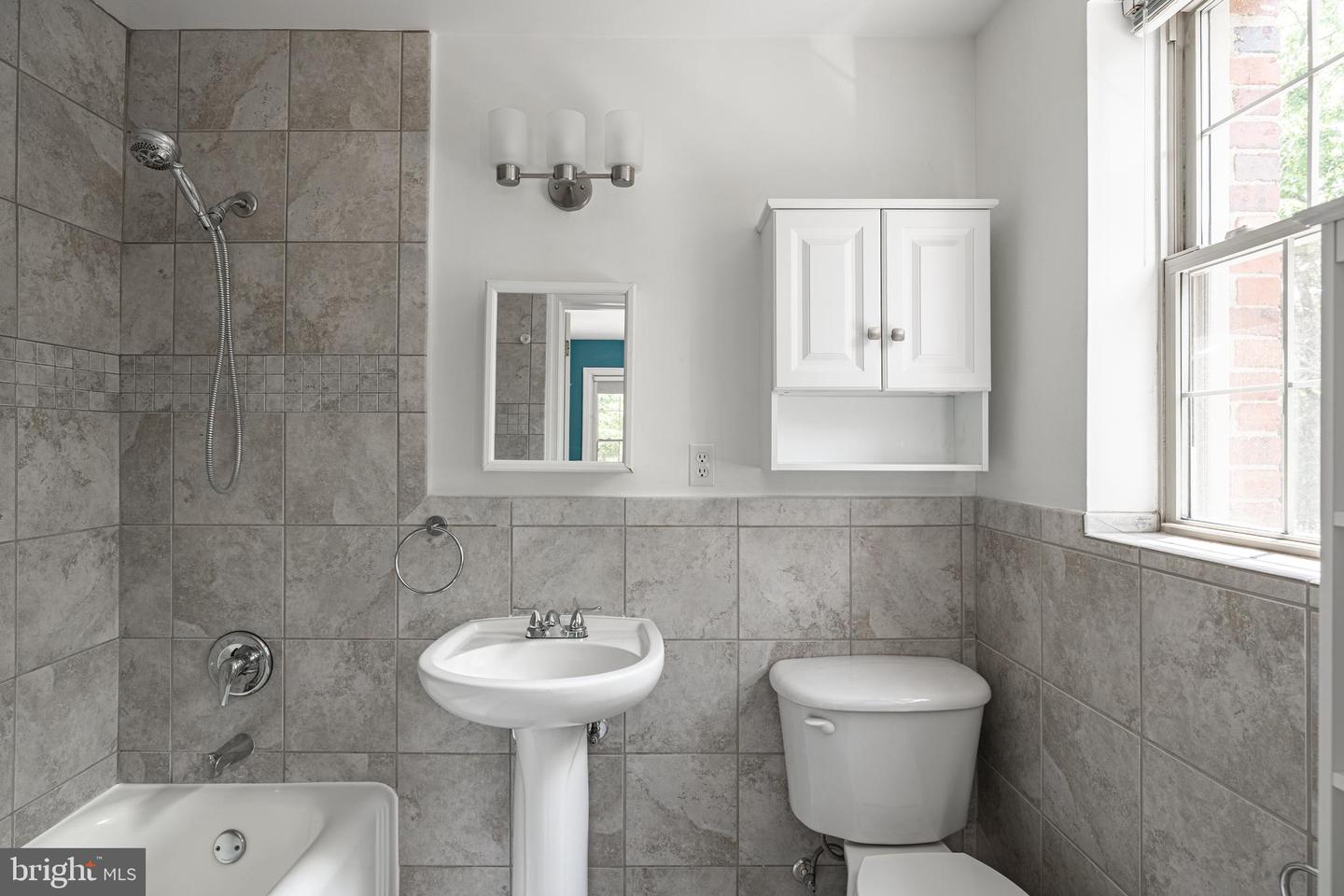 422 BUTTERNUT ST NW #111, WASHINGTON, District Of Columbia 20012, 1 Bedroom Bedrooms, ,2 BathroomsBathrooms,Residential,For sale,422 BUTTERNUT ST NW #111,DCDC2199586 MLS # DCDC2199586