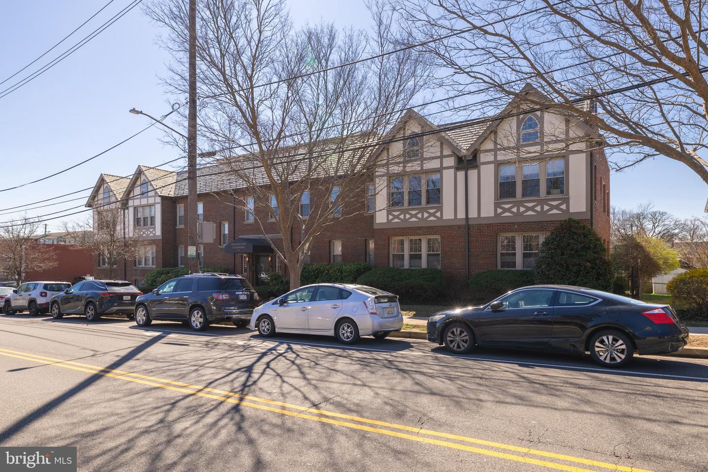 422 BUTTERNUT ST NW #111, WASHINGTON, District Of Columbia 20012, 1 Bedroom Bedrooms, ,2 BathroomsBathrooms,Residential,For sale,422 BUTTERNUT ST NW #111,DCDC2199586 MLS # DCDC2199586
