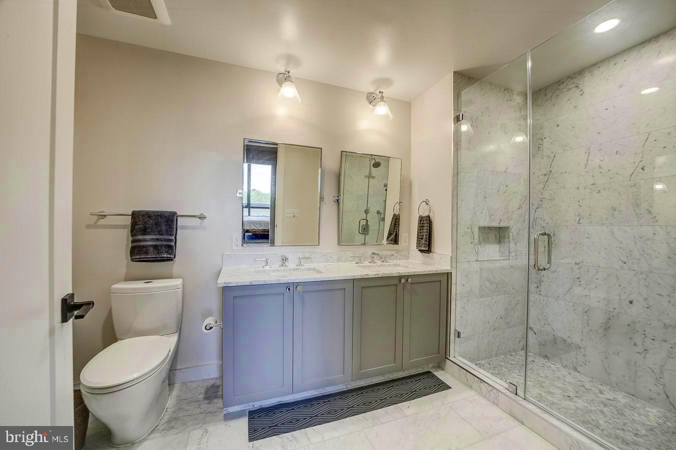 1111 PENNSYLVANIA AVE SE #409, WASHINGTON, District Of Columbia 20003, 2 Bedrooms Bedrooms, ,2 BathroomsBathrooms,Residential,For sale,1111 PENNSYLVANIA AVE SE #409,DCDC2199666 MLS # DCDC2199666
