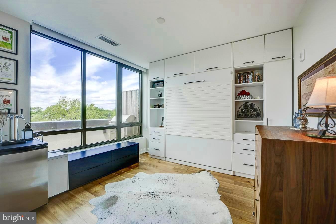 1111 PENNSYLVANIA AVE SE #409, WASHINGTON, District Of Columbia 20003, 2 Bedrooms Bedrooms, ,2 BathroomsBathrooms,Residential,For sale,1111 PENNSYLVANIA AVE SE #409,DCDC2199666 MLS # DCDC2199666