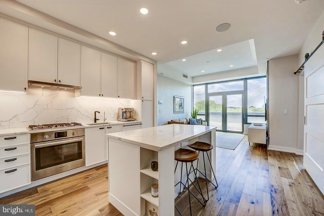 1111 PENNSYLVANIA AVE SE #409, WASHINGTON, District Of Columbia 20003, 2 Bedrooms Bedrooms, ,2 BathroomsBathrooms,Residential,For sale,1111 PENNSYLVANIA AVE SE #409,DCDC2199666 MLS # DCDC2199666