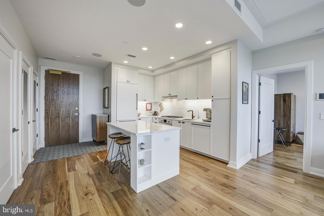 1111 PENNSYLVANIA AVE SE #409, WASHINGTON, District Of Columbia 20003, 2 Bedrooms Bedrooms, ,2 BathroomsBathrooms,Residential,For sale,1111 PENNSYLVANIA AVE SE #409,DCDC2199666 MLS # DCDC2199666