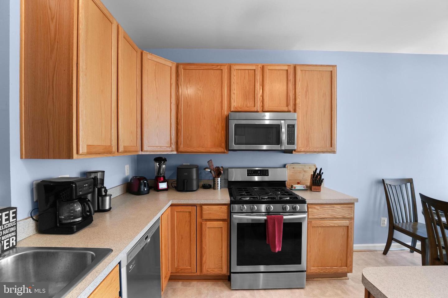 195 ONYX WAY, WARRENTON, Virginia 20186, 3 Bedrooms Bedrooms, ,2 BathroomsBathrooms,Residential,For sale,195 ONYX WAY,VAFQ2016544 MLS # VAFQ2016544