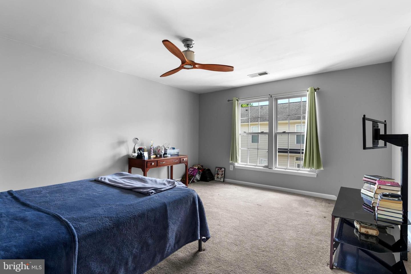 195 ONYX WAY, WARRENTON, Virginia 20186, 3 Bedrooms Bedrooms, ,2 BathroomsBathrooms,Residential,For sale,195 ONYX WAY,VAFQ2016544 MLS # VAFQ2016544